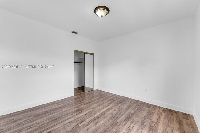 Building Photo - 5629 SW 7th St