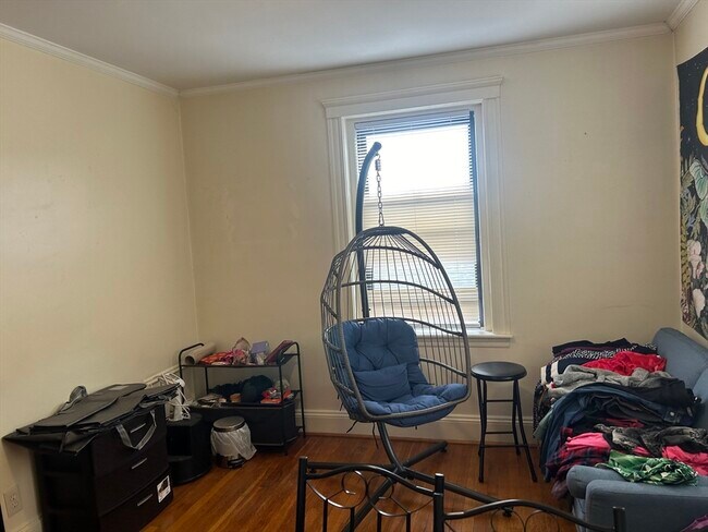 Building Photo - 68-70-70 Washington St