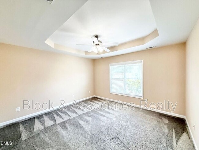 Building Photo - 705 Keystone Park Dr