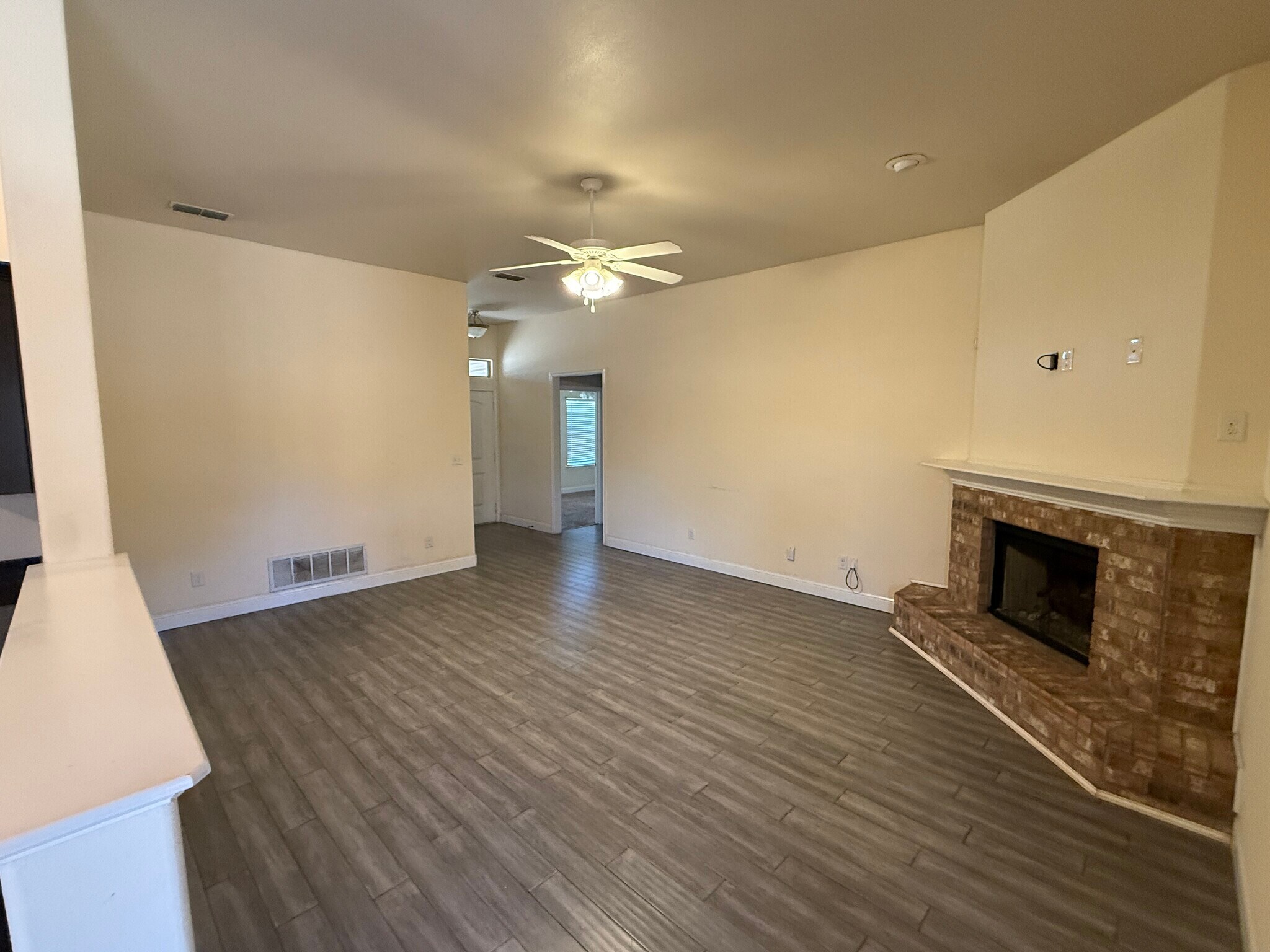 Building Photo - 9708 Quitman Ave