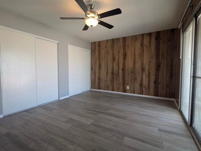 Building Photo - 2373 Oahu Ln