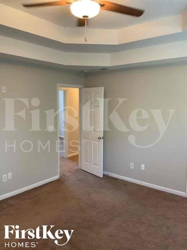 Building Photo - 1253 Waymar Ct SW