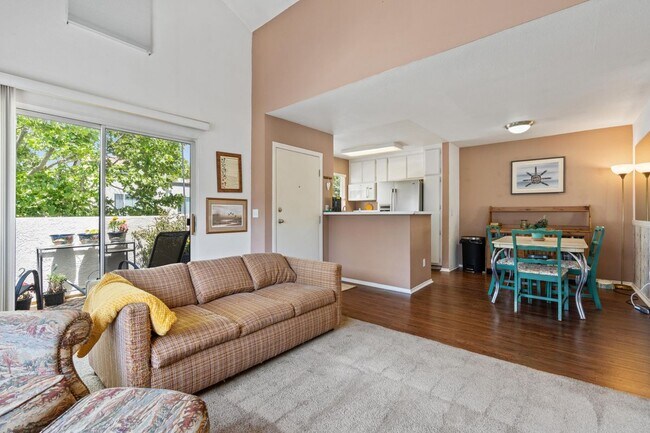 Building Photo - 21305 Nandina Ln