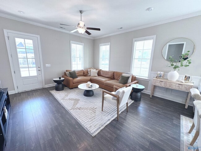 Building Photo - 216 St Louis St