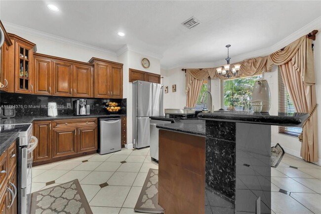 Building Photo - 3492 SW 177th Ave