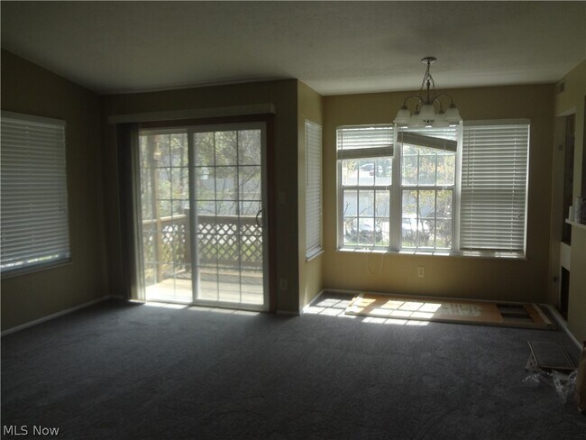 Building Photo - 1005 Stoney Run Trail