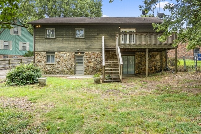 Building Photo - 2025 Langhorne Dr