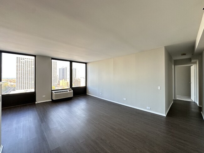 Building Photo - 4334 N Hazel St