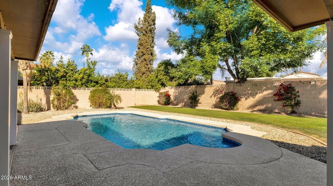 Building Photo - 8108 E Del Joya Dr