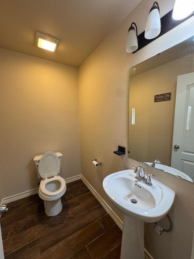 Building Photo - 1507 Port Texas Dr