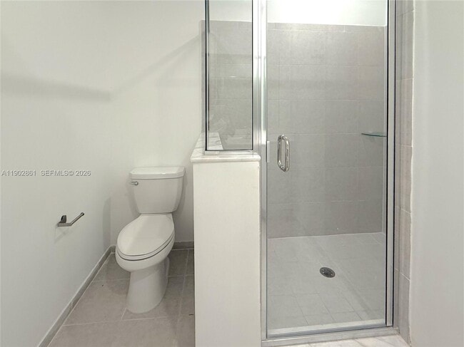 Building Photo - 1060 SE 26th Ter