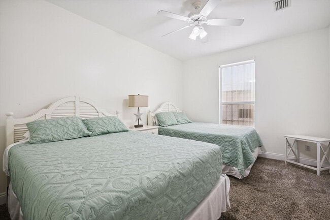 Building Photo - 8013 Surf Dr