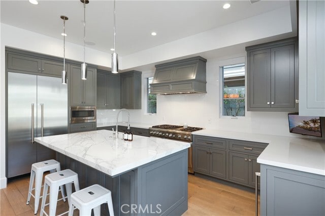 Building Photo - 708 Heliotrope Ave