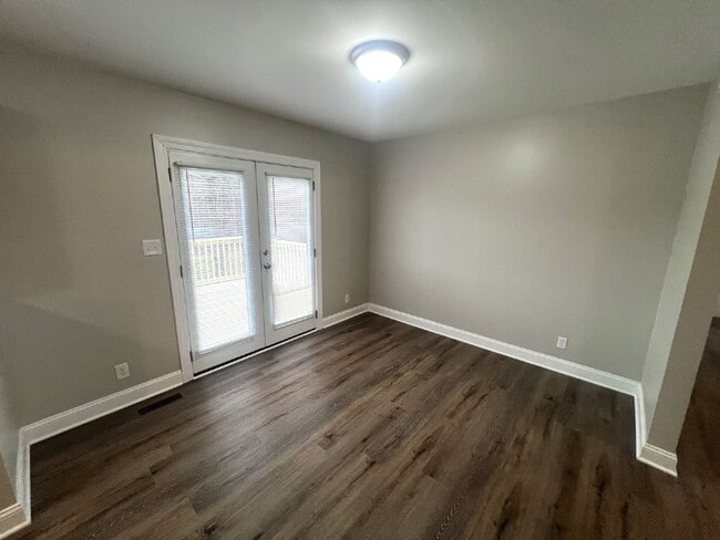 Building Photo - 3409 Dailey Rd