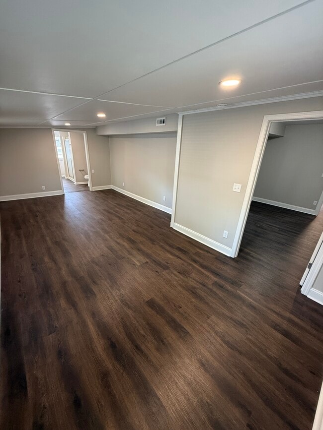 Building Photo - 809 Third Ave