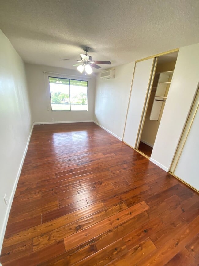 Building Photo - PET FRIENDLY PEARL RIDGE ESTATES Single Family Home!