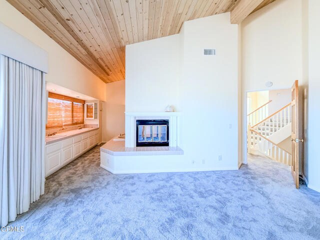 Building Photo - 3637 Ocean Dr