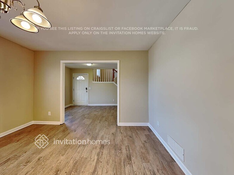 Building Photo - 2046 Arbor Forest Dr SW