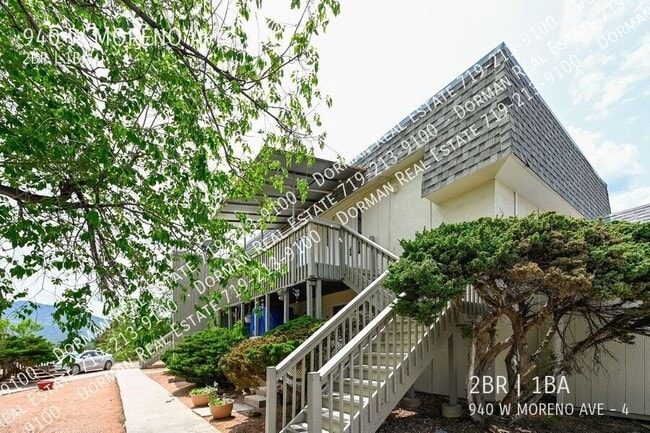 Primary Photo - 940 W Moreno Ave