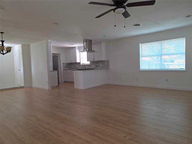 Building Photo - 272 Palomino Dr