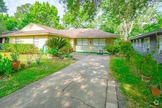 Building Photo - 10302 Woodwind Dr