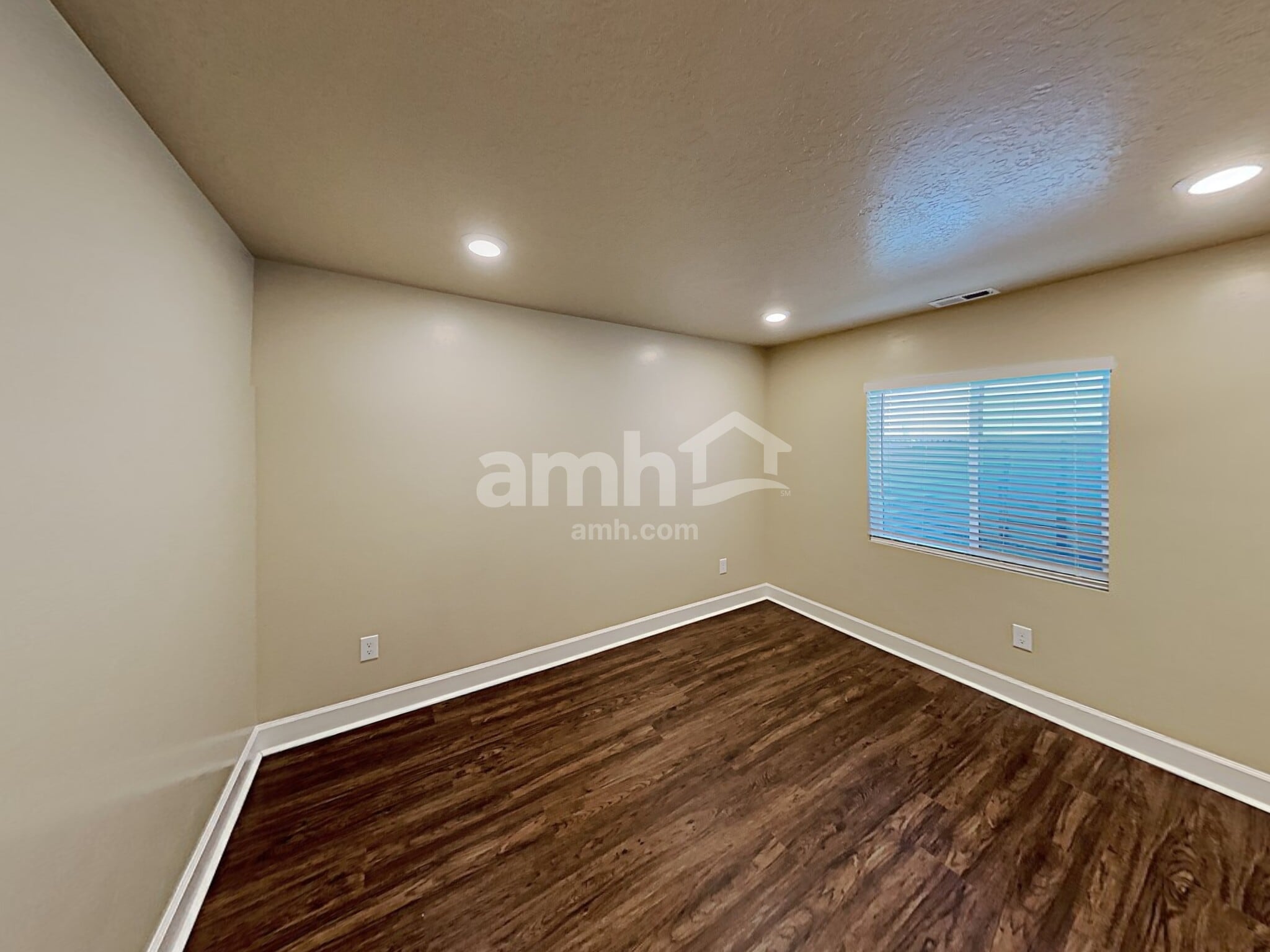 Building Photo - 4427 N Morgan Way