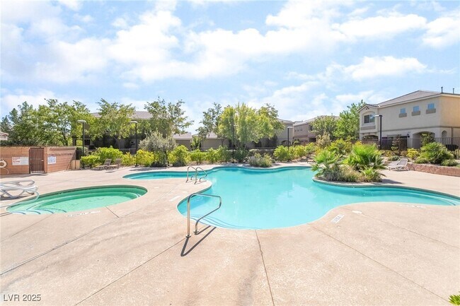 Building Photo - 9614 Vega Carpio Ave