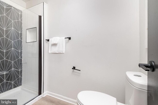 Building Photo - 3822 6th St