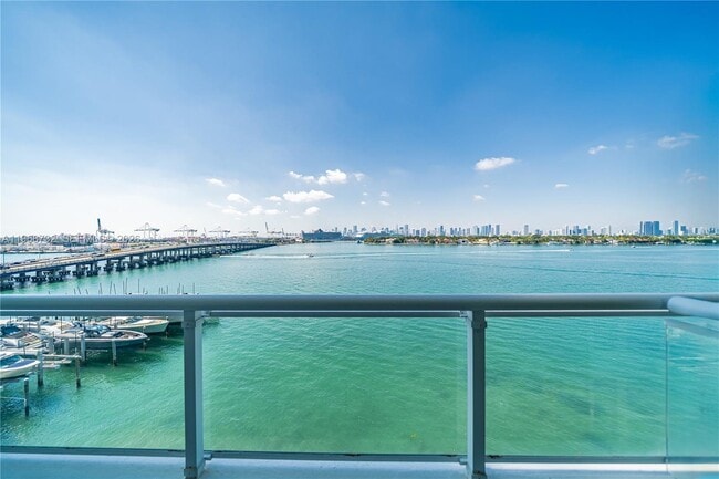 Building Photo - 540 West Ave