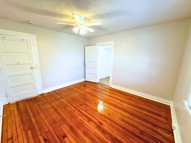 Building Photo - East AVL - Renovated Oakley Bungalow