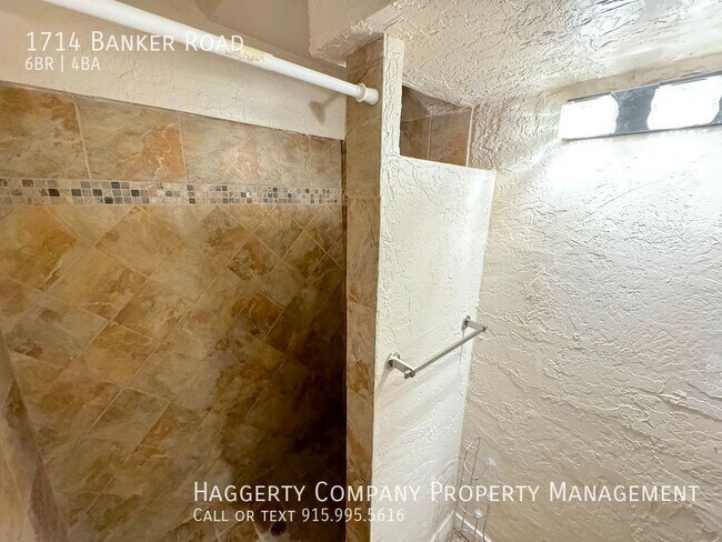 Building Photo - 1714 Banker Rd