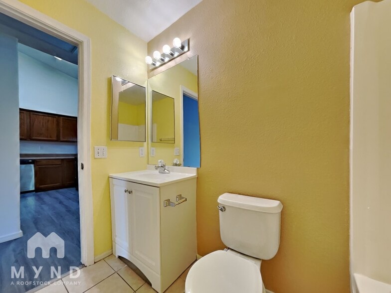 Building Photo - 9670 E Mt Baldy Way