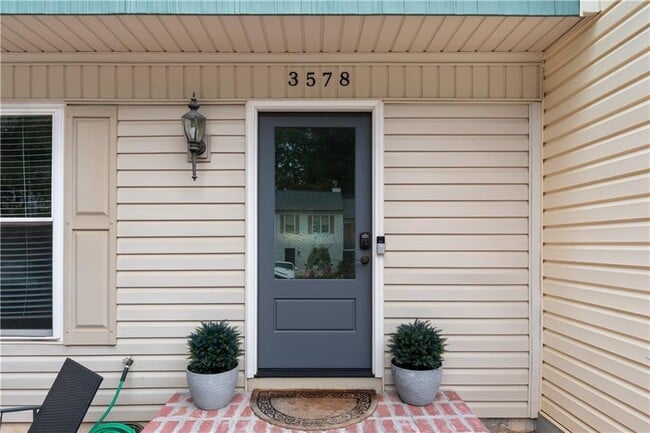 Building Photo - 3578 Kennesaw Station Dr