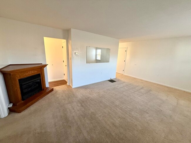 Building Photo - 1405 Webb Ridge Rd