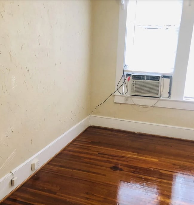 Building Photo - Pre-Leasing for the 26-27 School Year! - A...