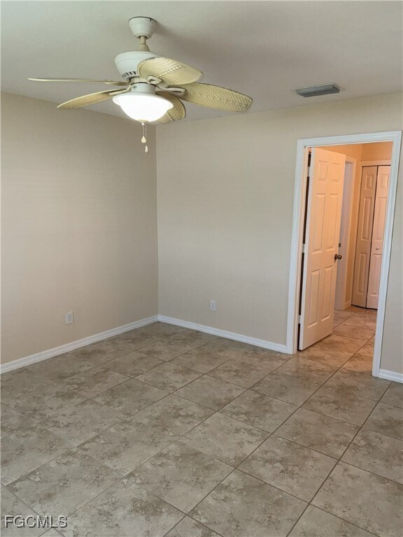 Building Photo - 2119 NE 6th Pl