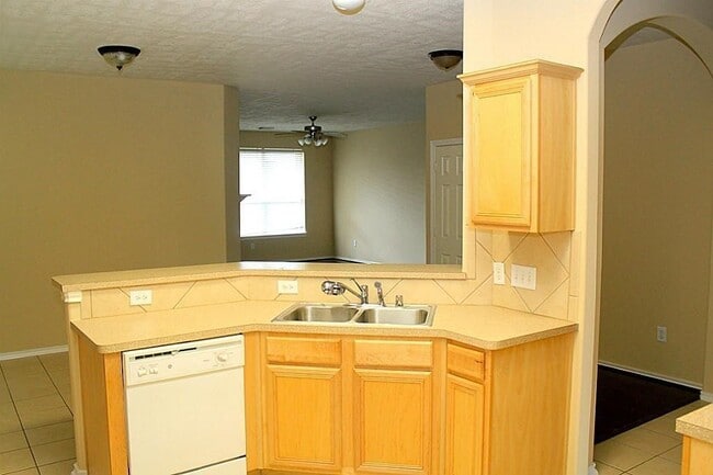 Building Photo - 6314 Bonnie Chase Ln