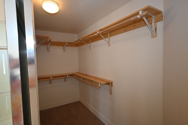 Building Photo - Immaculate 2 story 3 bedroom 2.5 bath house in Laguna Niguel