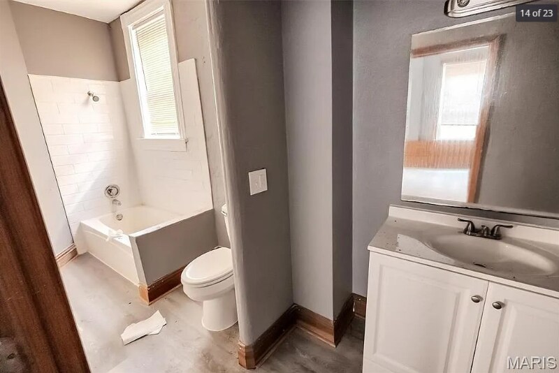 Building Photo - 2648 California Ave