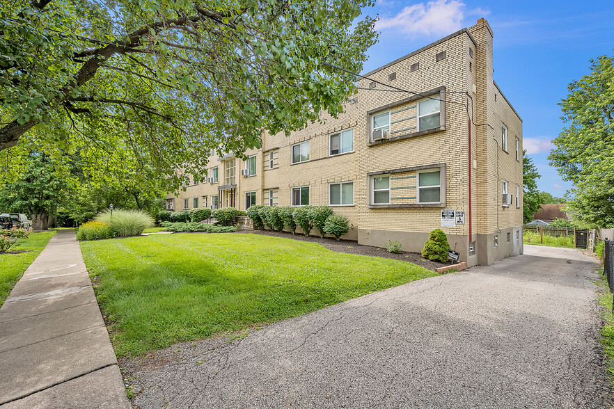 Building Photo - Marsue apartments