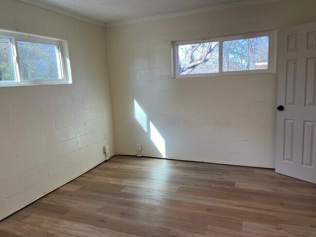 Building Photo - 117 Blanton Ave