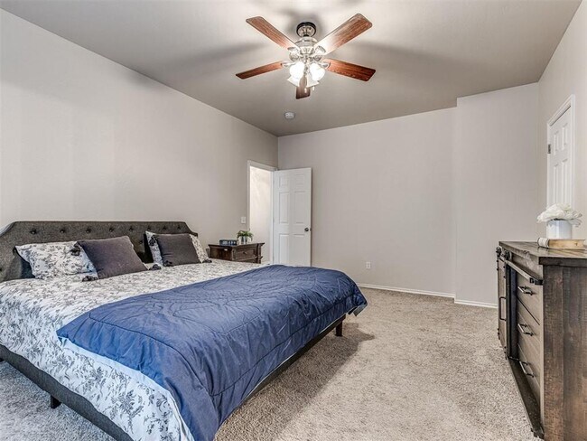 Building Photo - Gated 3 Bed 2 Bath 2 Car home of The Villa...