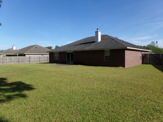 Building Photo - Beulah 4BR Home in Audrey Plantation Near Navy Federal with Side-Entry Garage & Fenced Backyard