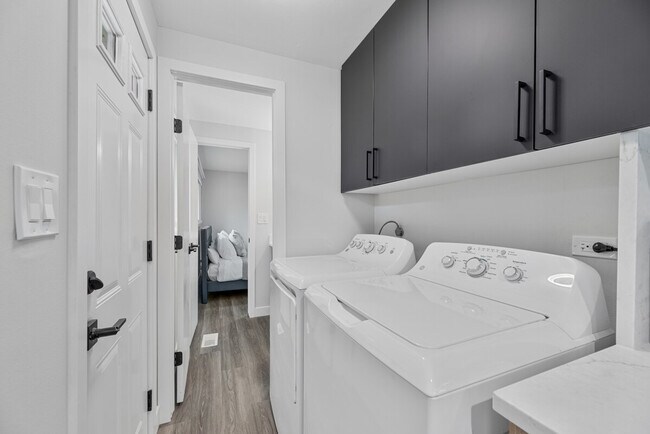 Building Photo - 227 Wakefield Ln