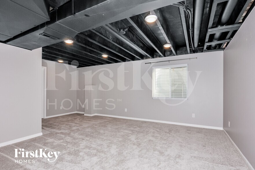 Building Photo - 106 Katiemist Dr