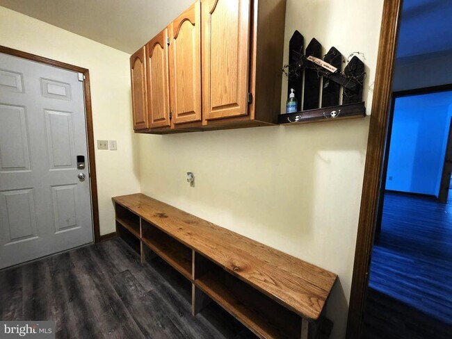 Building Photo - 29325 W Line Rd