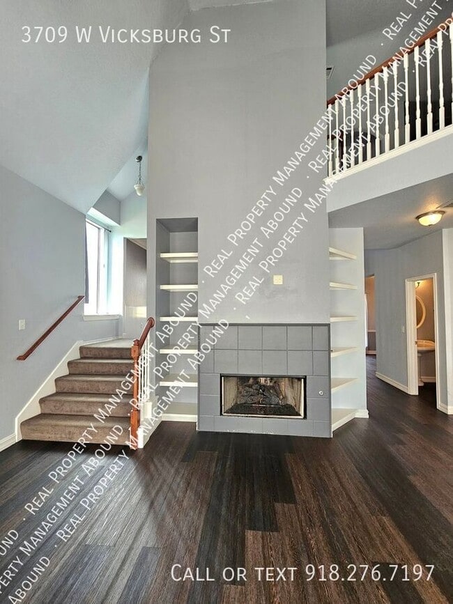 Building Photo - 3709 W Vicksburg St