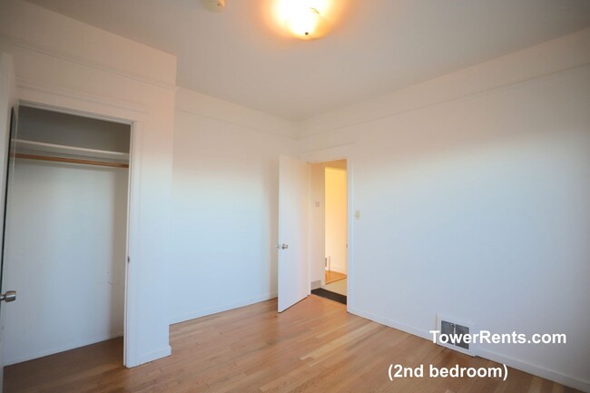 Building Photo - Noe Valley/Dolores Hts: 2 Bedroom+ Office ...