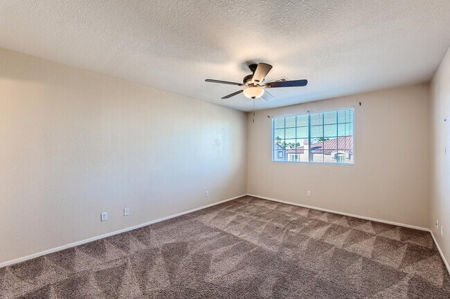 Building Photo - 2601 Twin Pines Ave