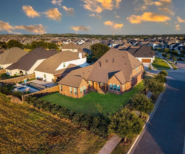 Building Photo - 764 Tallgrass Dr